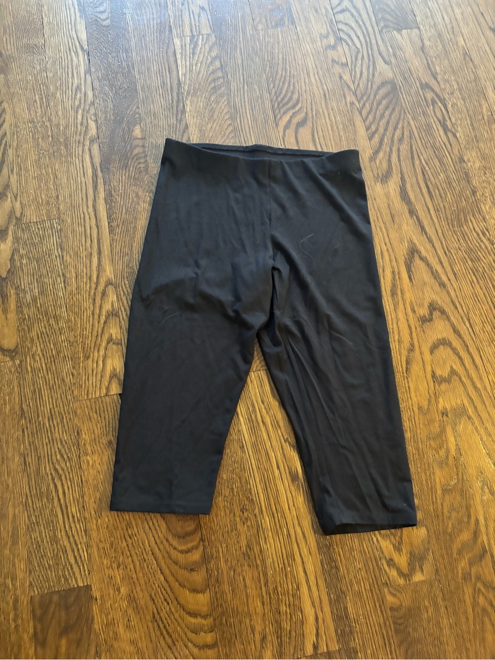 NWOT SKIMS Smooth Layers High-Waisted Capris - Picture 5 of 5